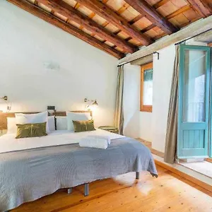 sleep-stay-arab-baths-atico-apartment-w-balcony.topcostabravahotels.com/